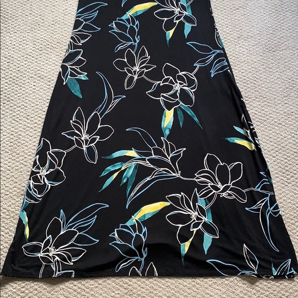 NEW Reitmans black floral maxi dress size M/L - Picture 3 of 10